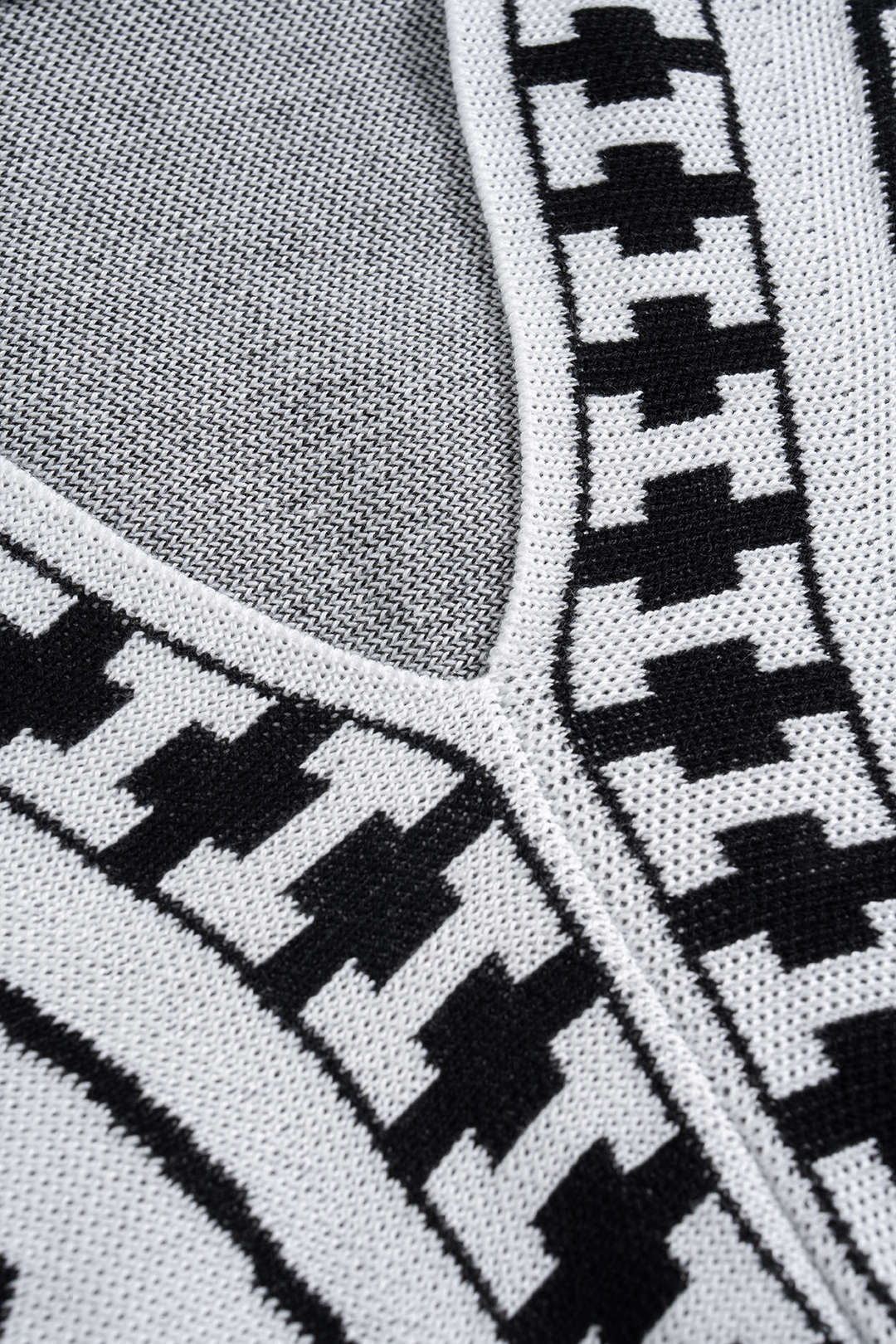 Knit Jacquard V-Neck Short-Sleeve Dress