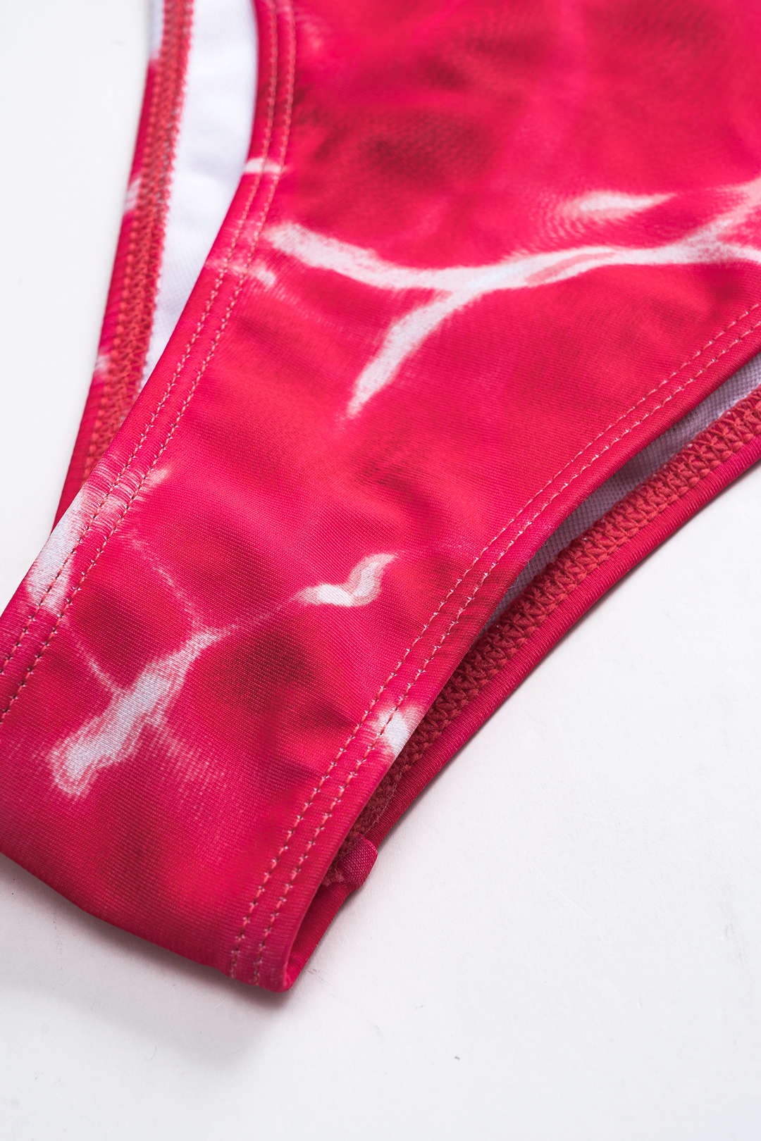 Bikini-Set mit Batikdruck und Schnürung