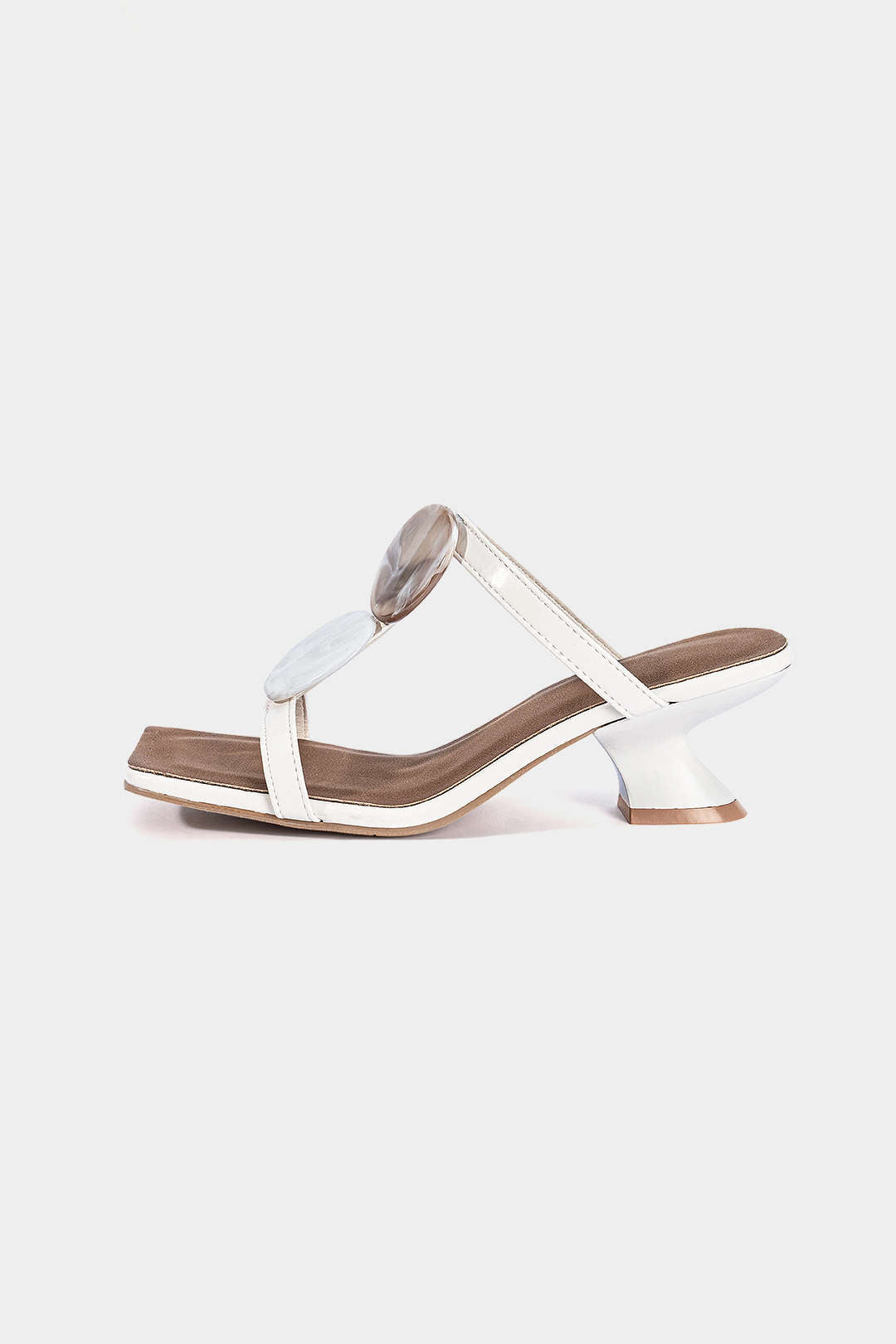 Quadratische Sandalen mit offener Zehenpartie