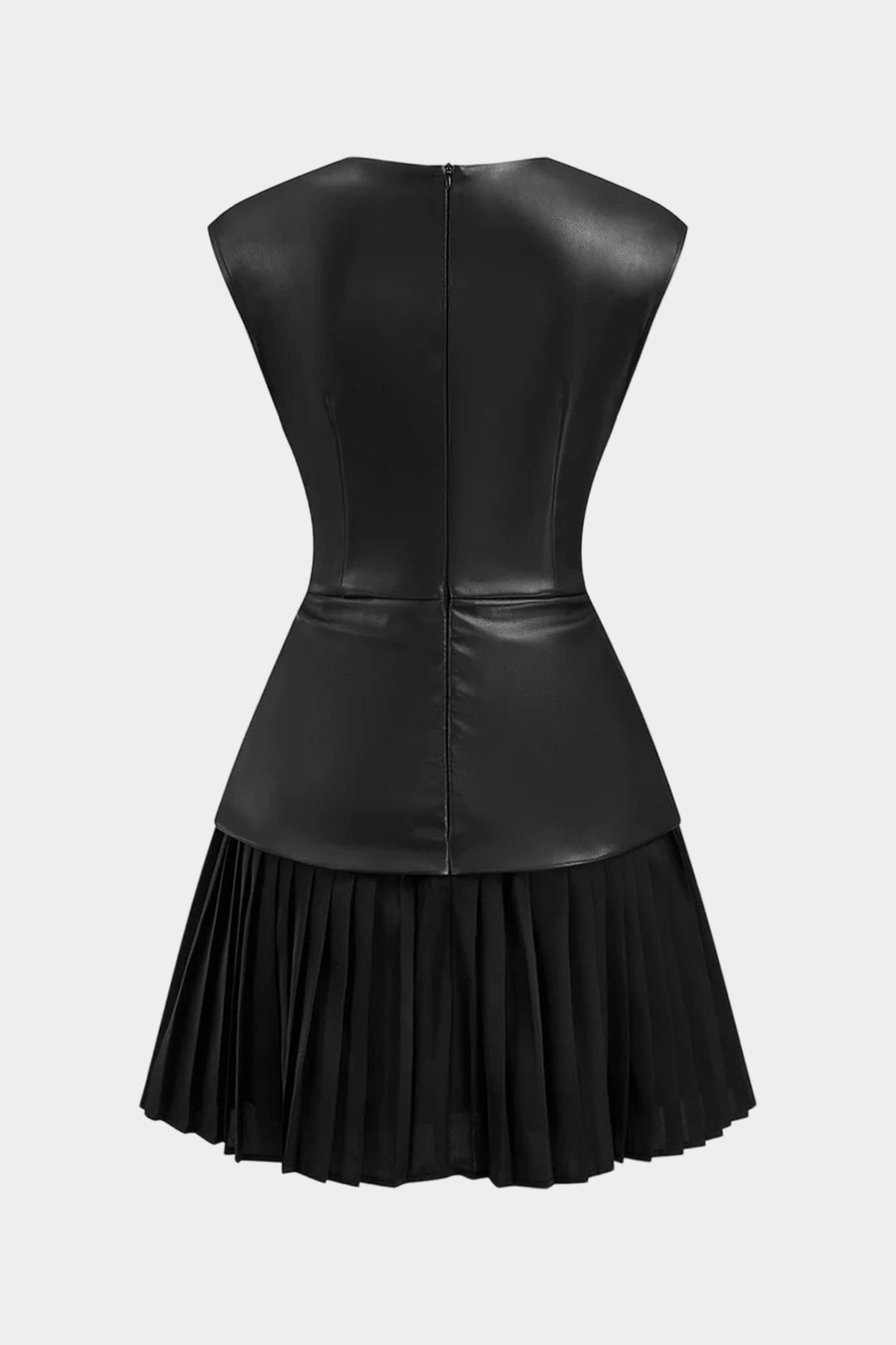 Minikleid aus Kunstleder mit Patchwork und Plissee, kurze Ärmel