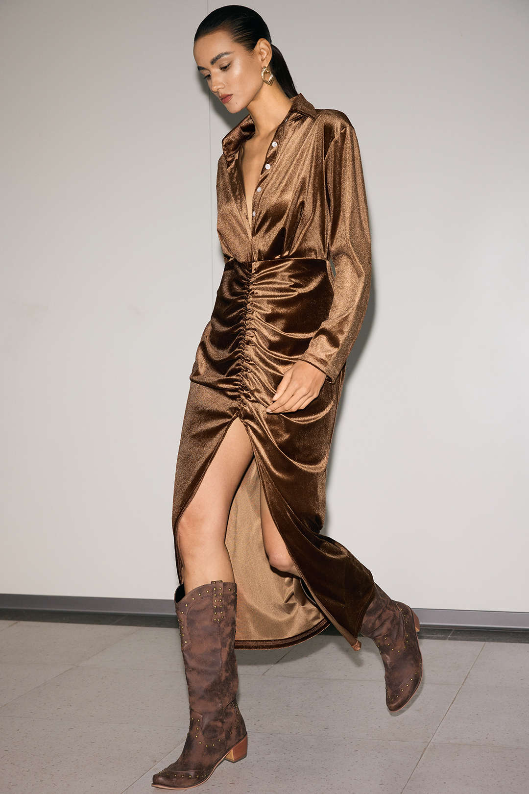 Velvet Ruched Lapel Button Slit Long Sleeve Midi Dress