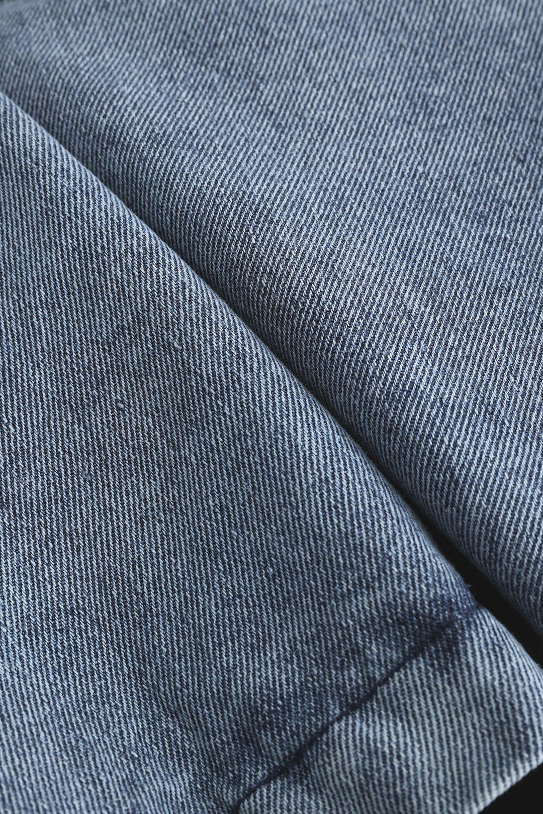 Sweat à capuche à manches longues en patchwork de denim