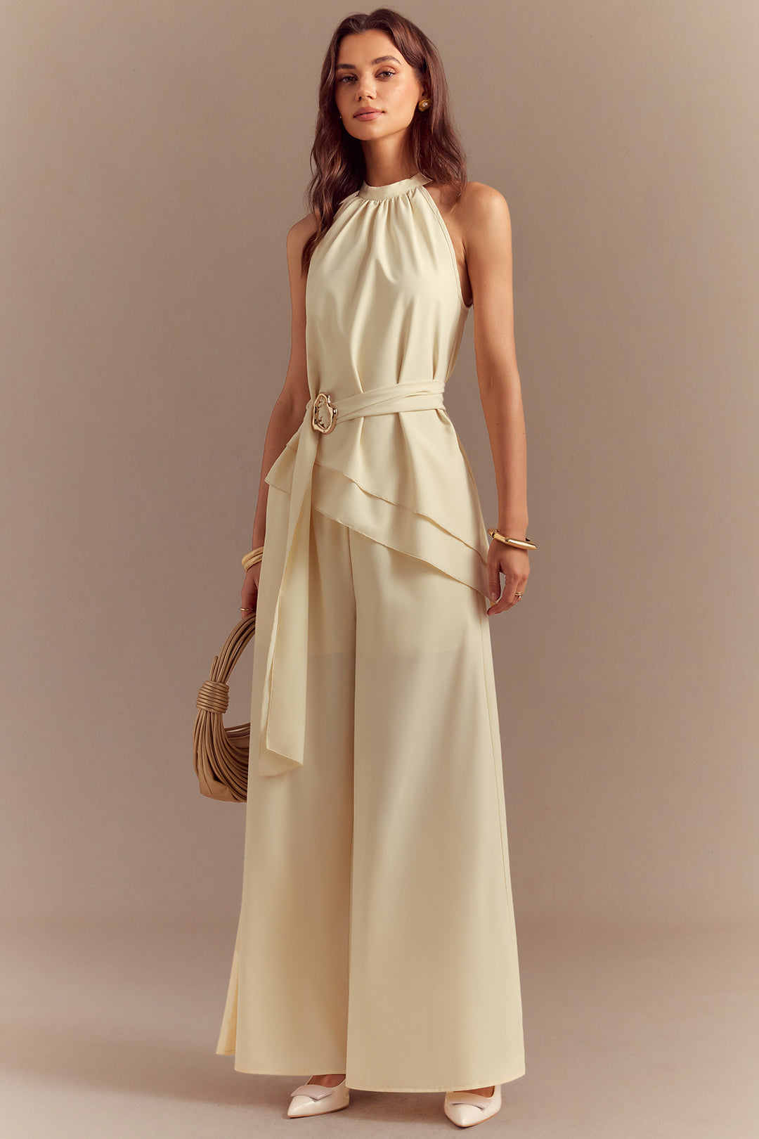 Rundhals-Tanktop mit Gürtel, asymmetrischem Saum und Hose mit geradem Bein Set