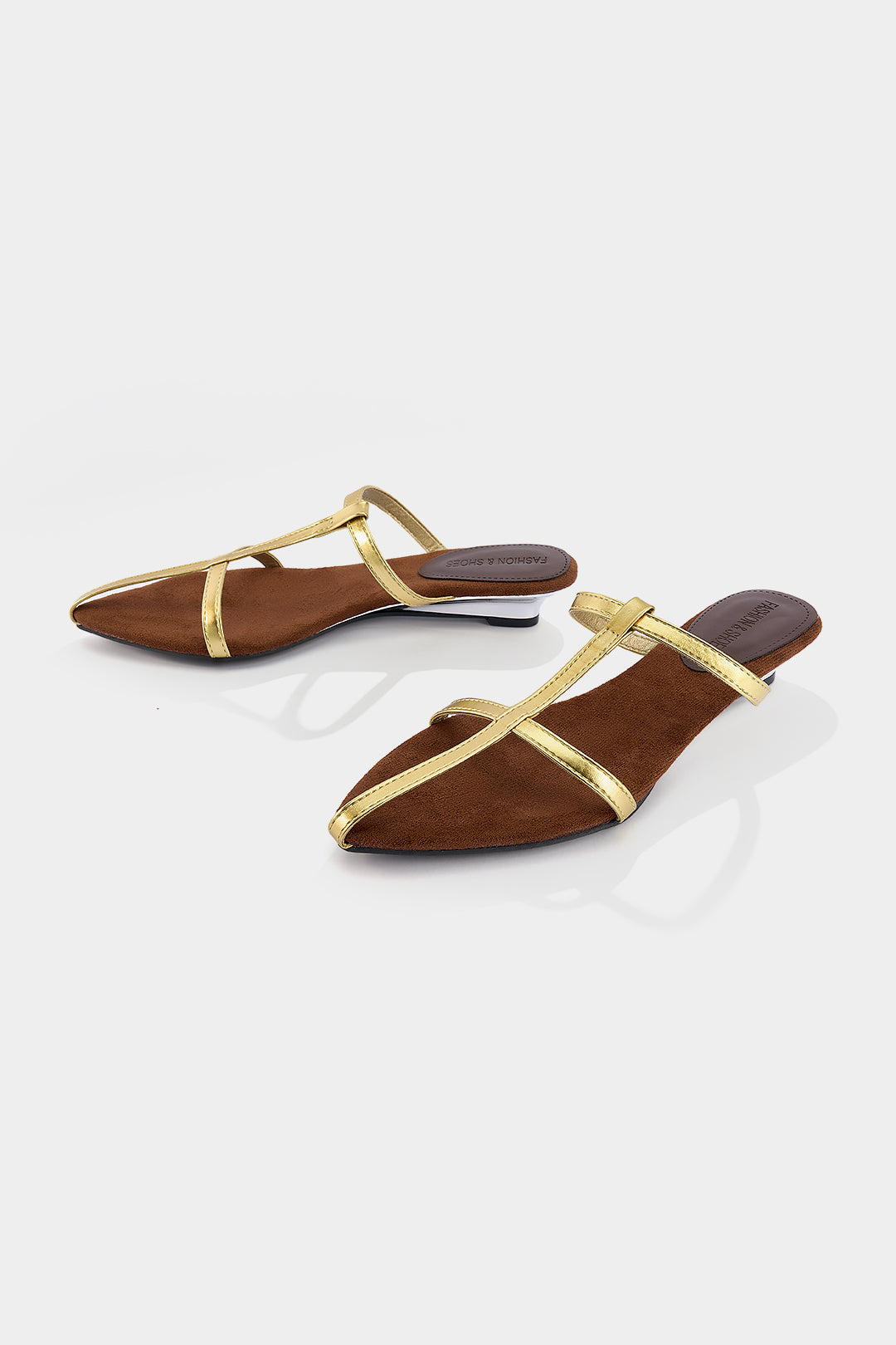 Ballerines pointues en cuir et velours côtelé