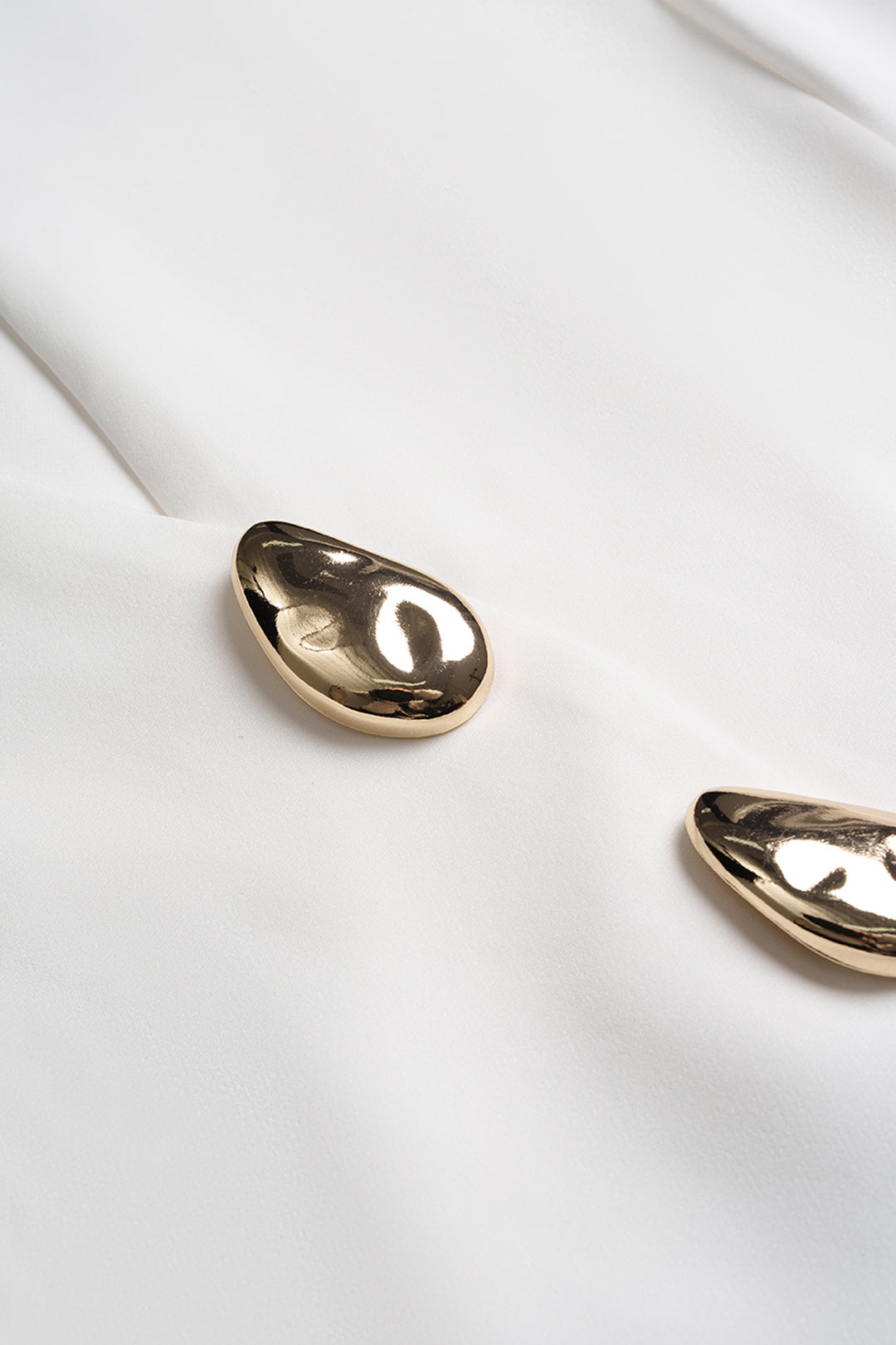 Metallic Weste mit V-Ausschnitt und weite Shorts Set