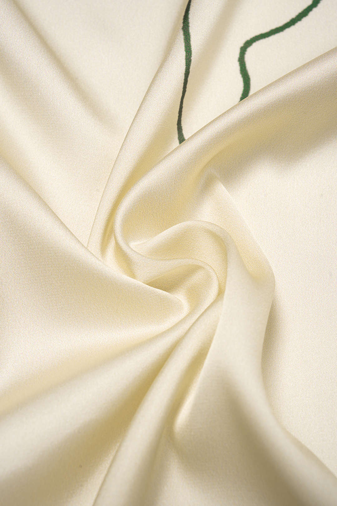 Haut sans manches dos nu en satin à imprimé floral contrastant avec col halter à nouer