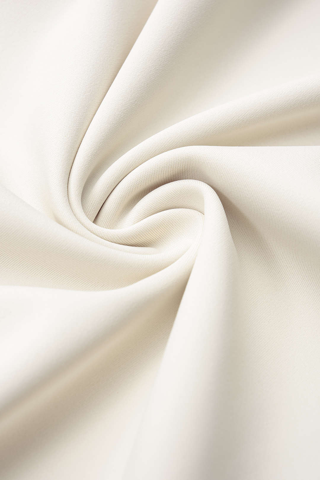 Rundhals-Maxikleid mit Perlen und Cut-Outs ohne Ärmel