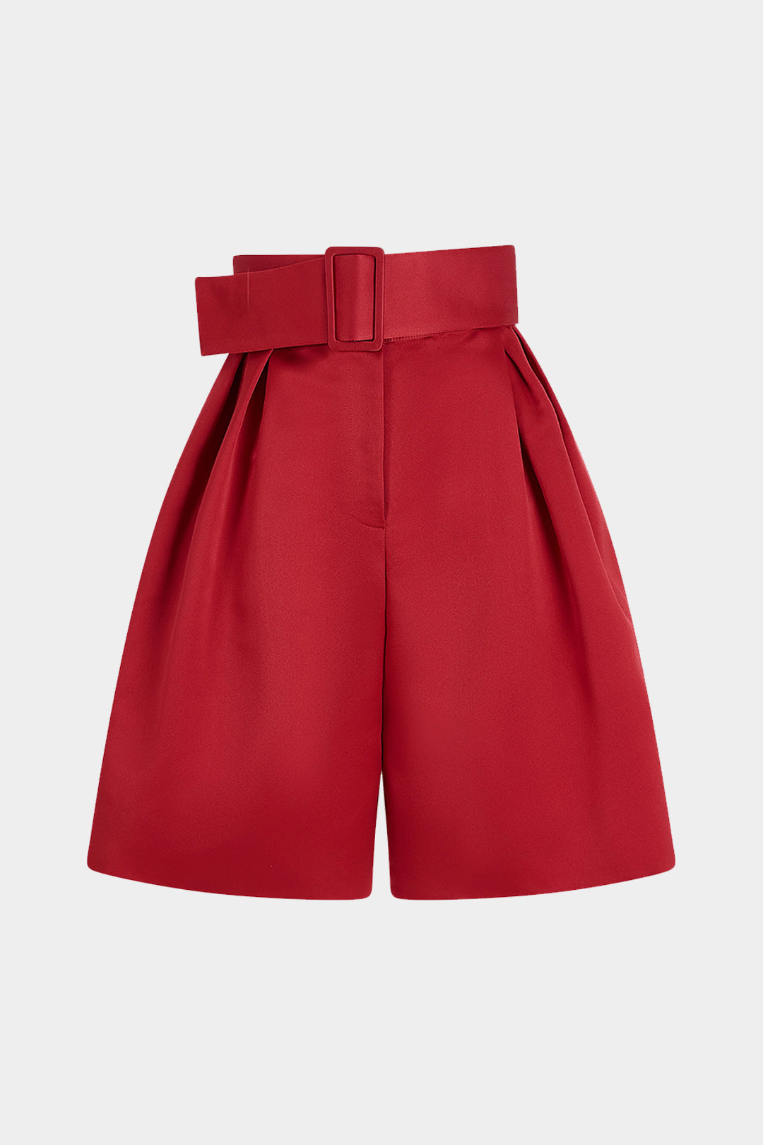 Einfarbige Shorts mit Gürtel, hoher Taille und weitem Bein
