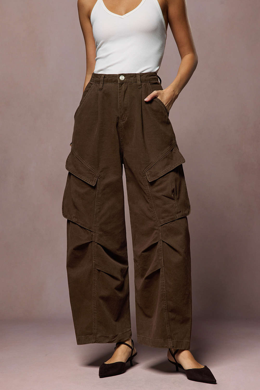 Jean en denim à poches froncées