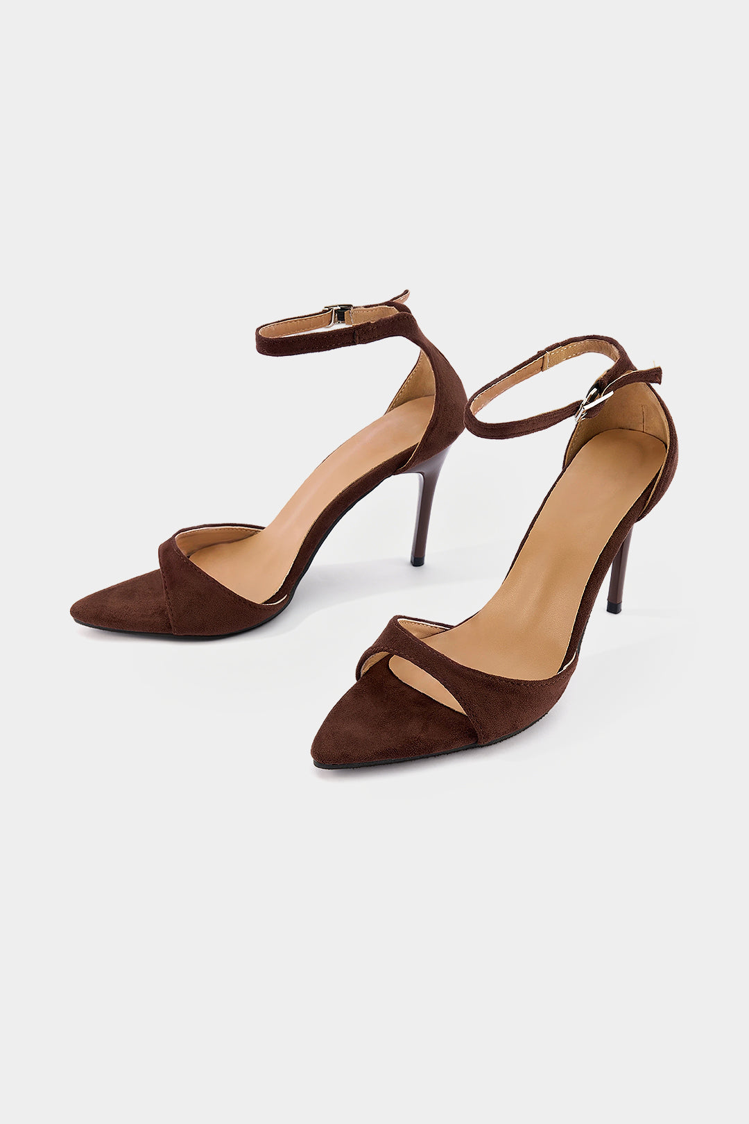 Escarpins pointus en daim
