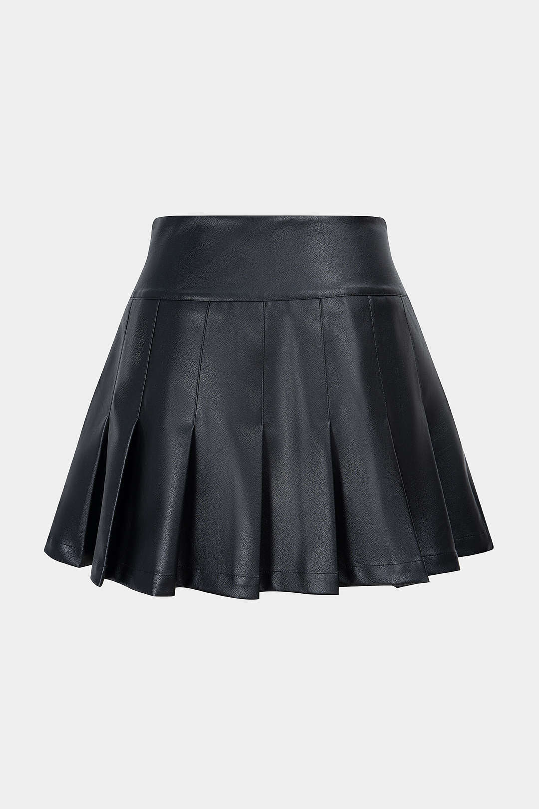 Rock-Shorts aus Kunstleder mit Knopfleiste und Falten