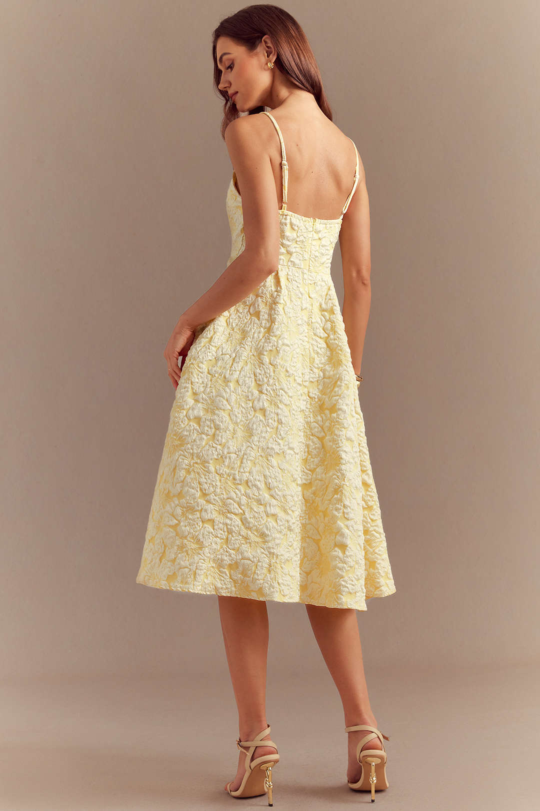 Floral Print Textured Ruched Sleeveless Midi Dress