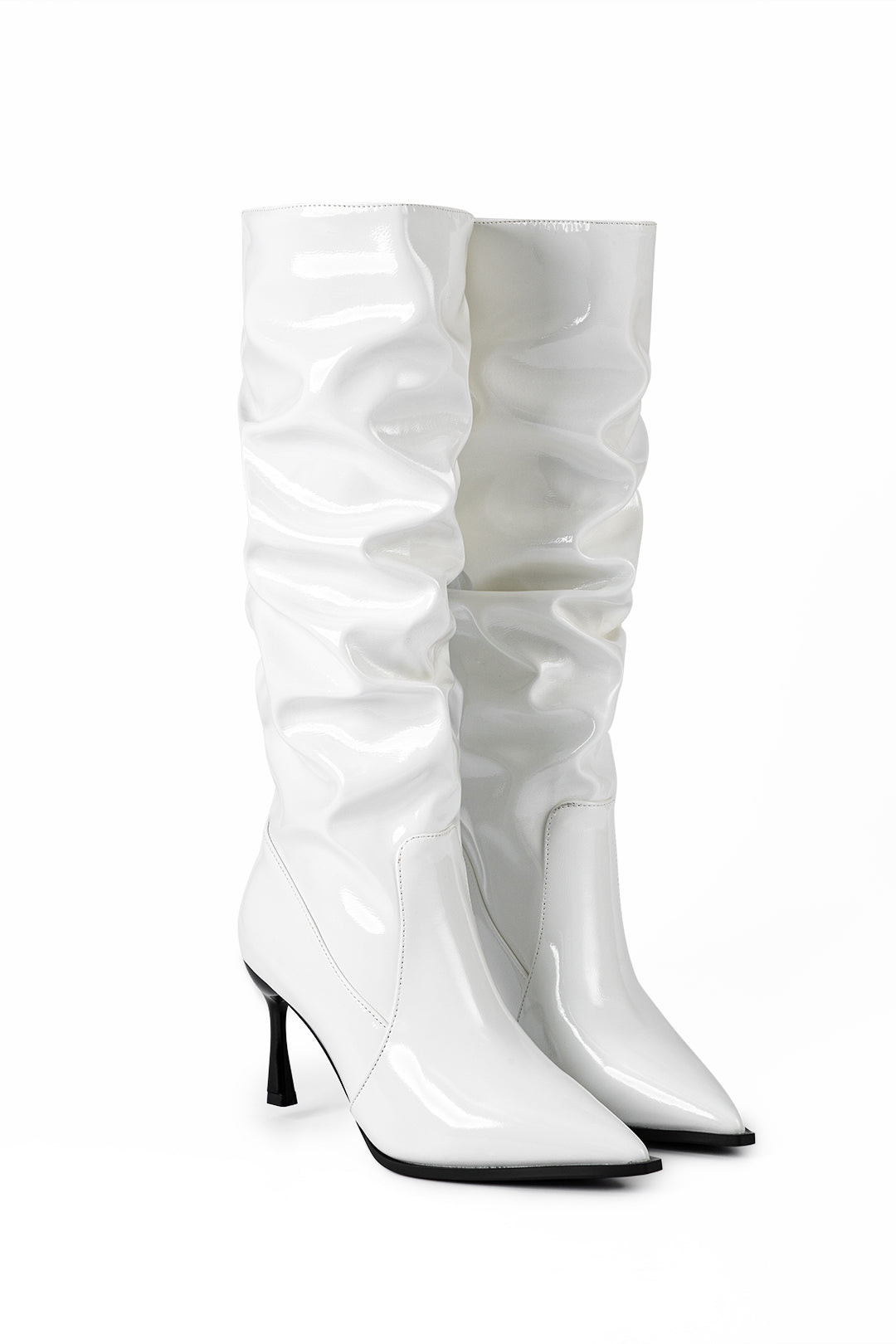 Bottes hautes en similicuir plissé à bout pointu