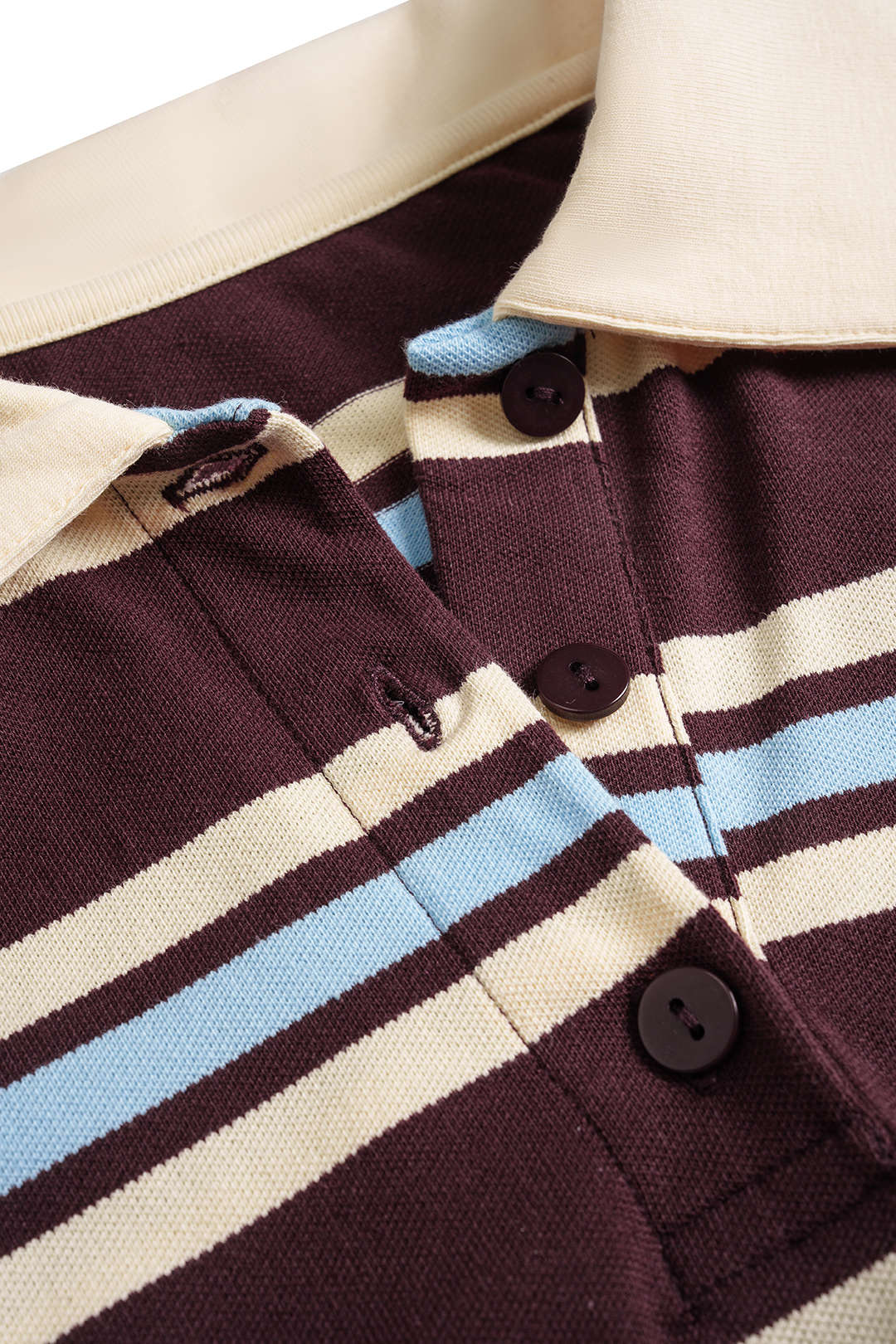 T-shirt à manches courtes avec boutons