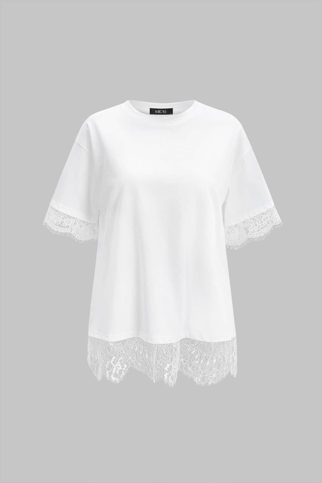 Einfarbiges T-Shirt mit Rundhalsausschnitt, kurzen Ärmeln und Spitzen-Patchwork