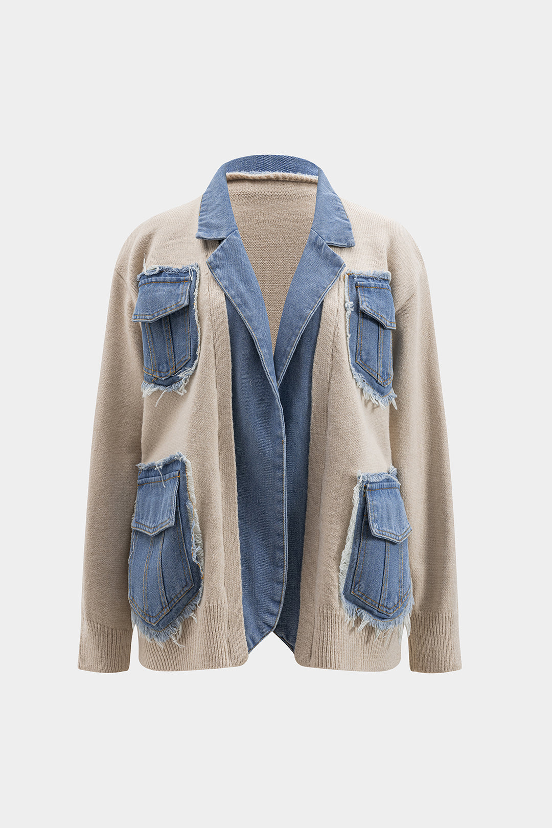 Cardigan mit Rissen und Patchwork-Taschen