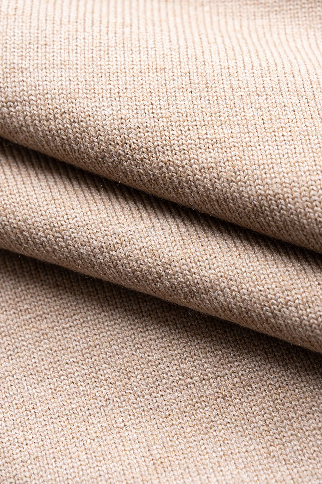 Strickapplikationen Rollkragen Langarmkleid