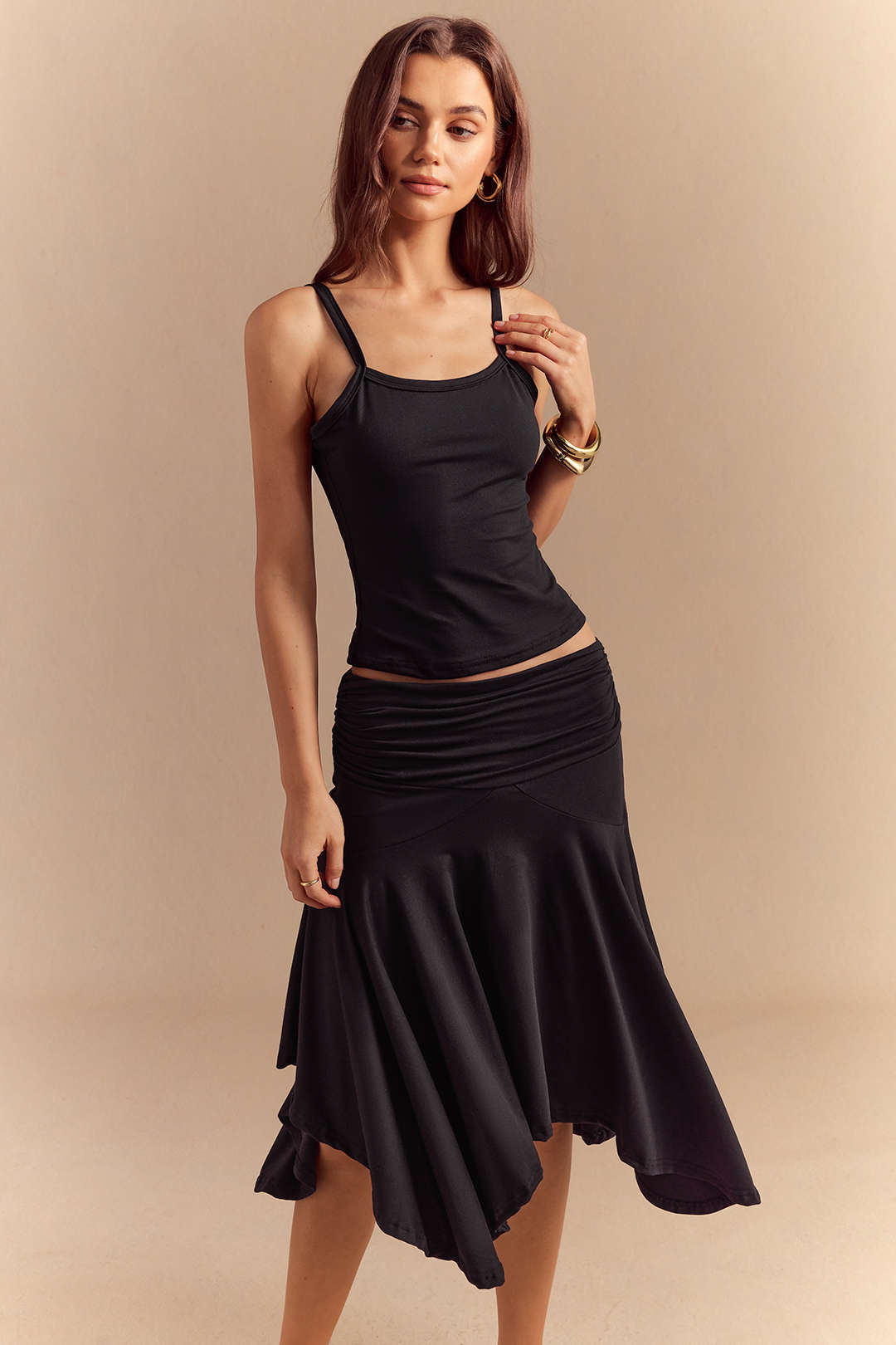 Solid Cami Top And Asymmetrical Hem Ruched Skirt Set