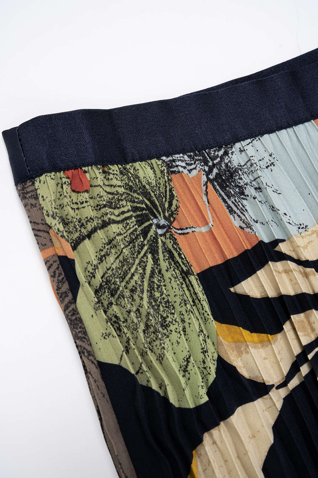 Plissierter Rock mit Blumenmuster und hoher Taille
