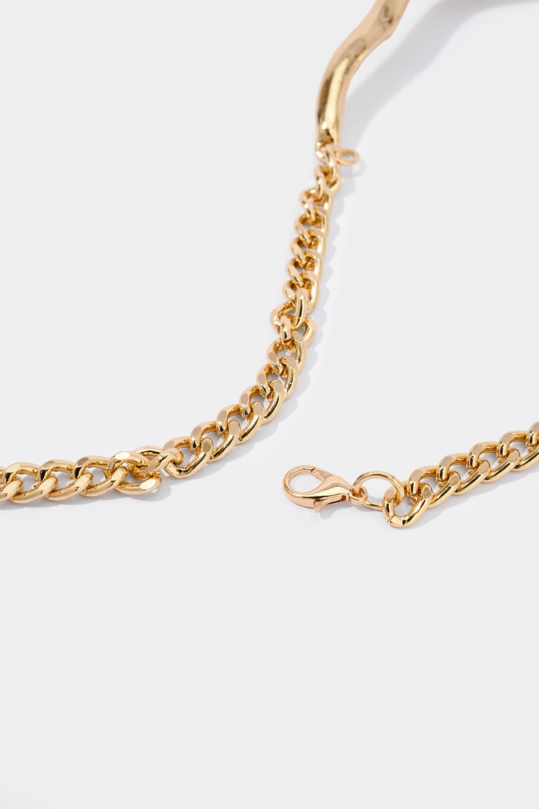 Metal Wavy Necklace