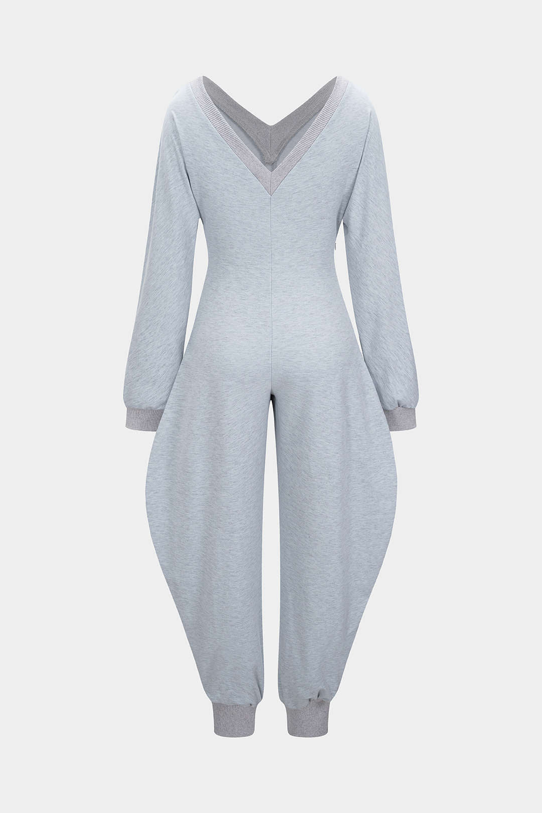 Jumpsuit mit V-Ausschnitt und langen Ärmeln