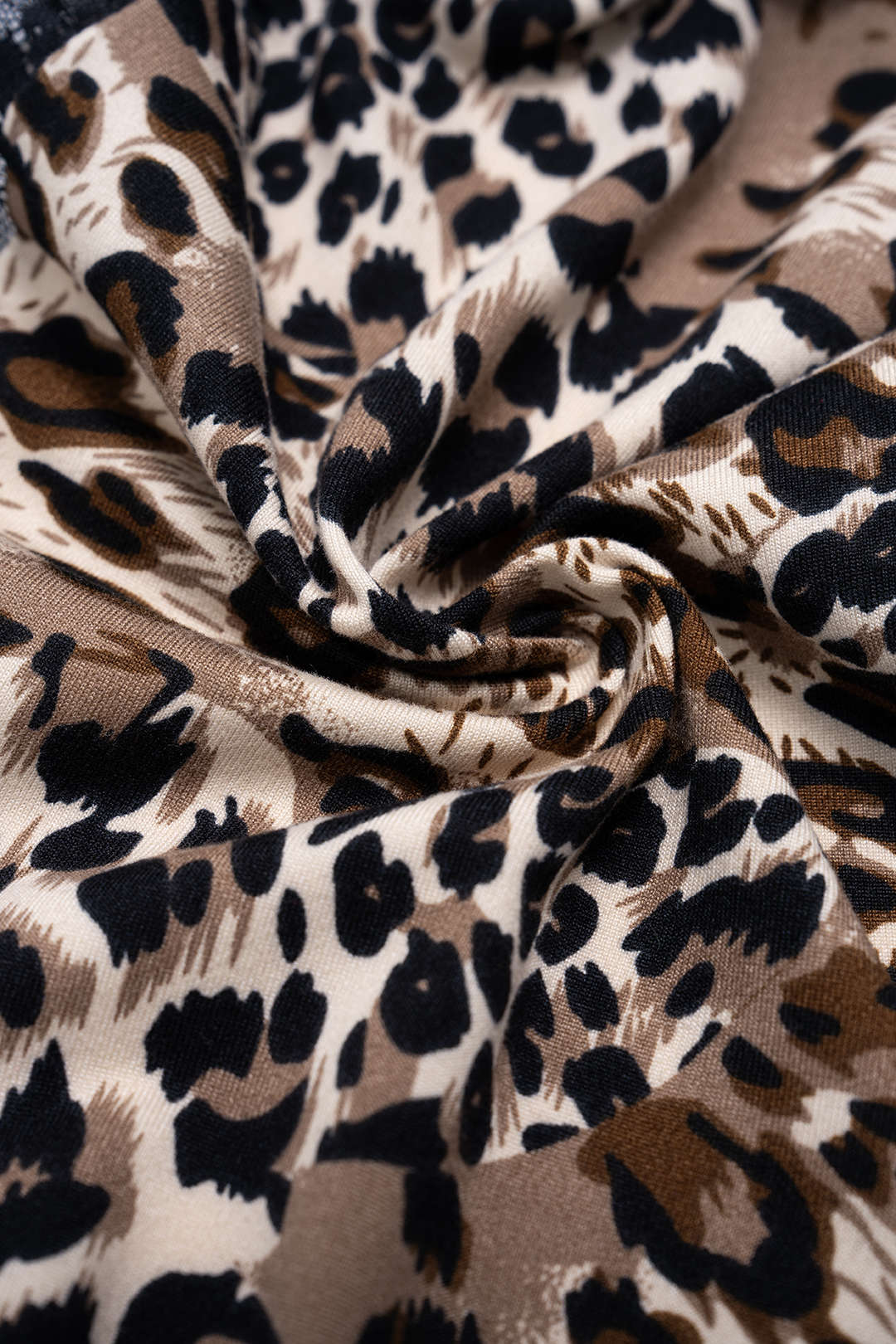 Ärmelloser Body mit Leopardenmuster und transparenter Spitze