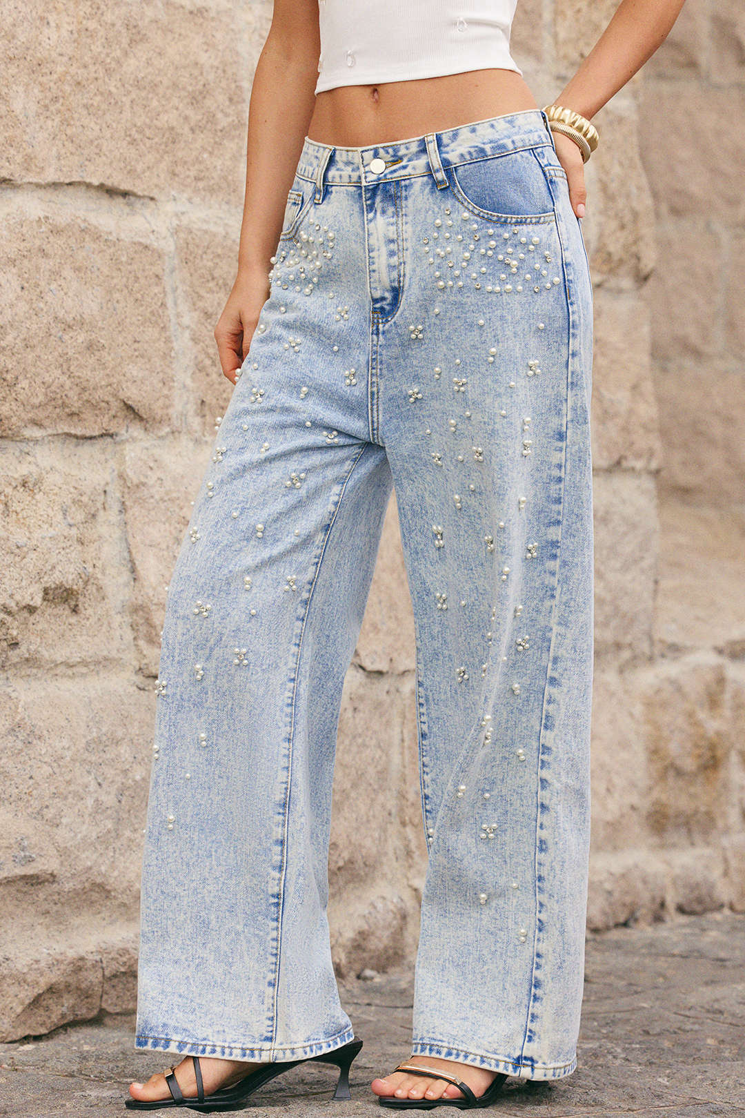 Jean droit en denim avec perles décoratives