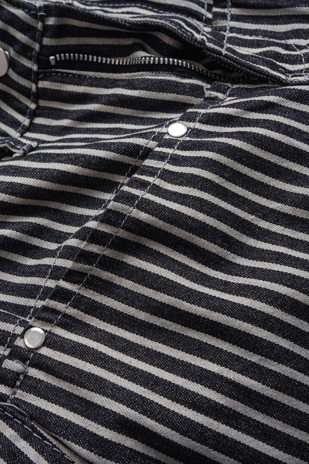 Pantalon tonneau imprimé à rayures
