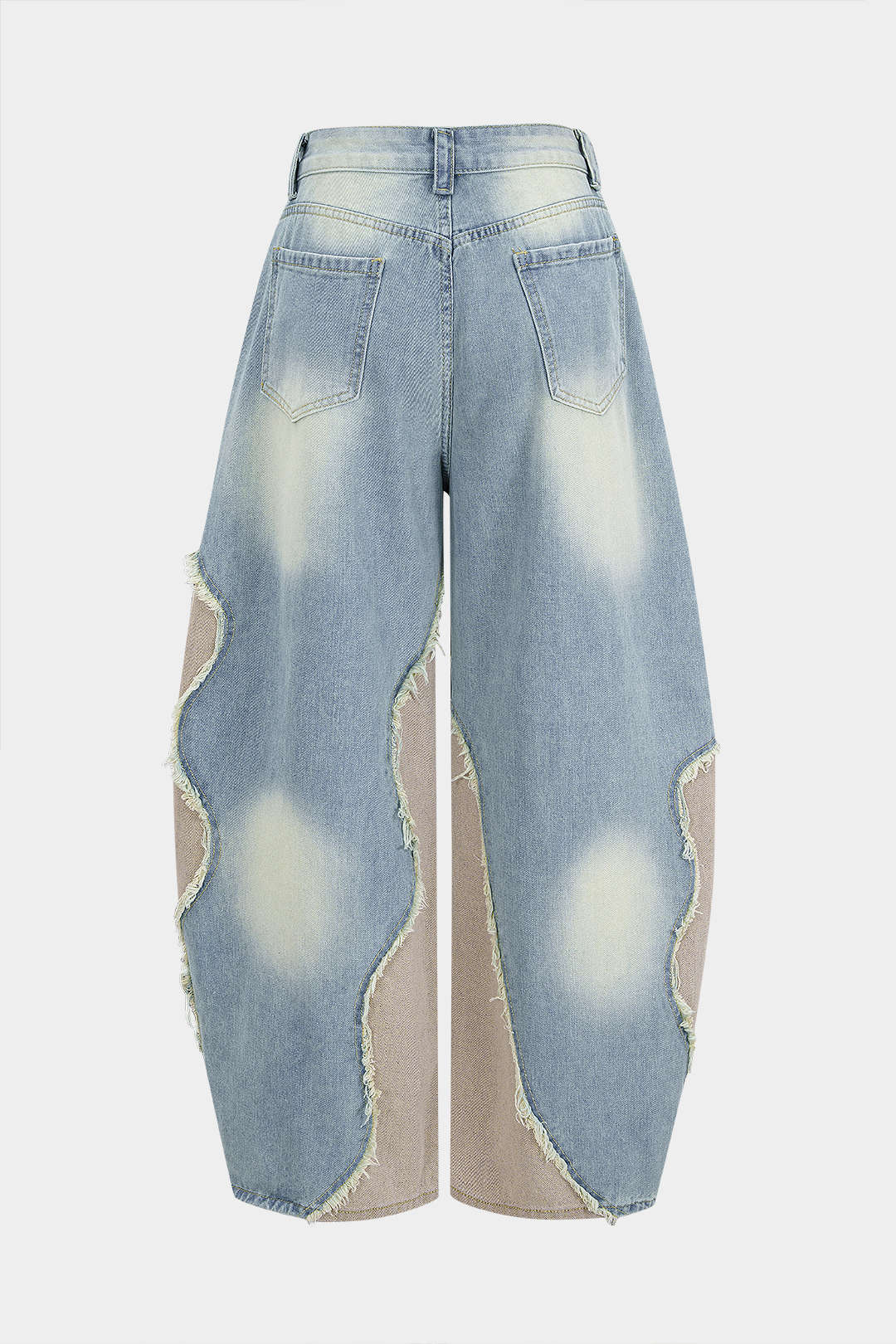 Jean droit en patchwork de denim à rivets effilochés