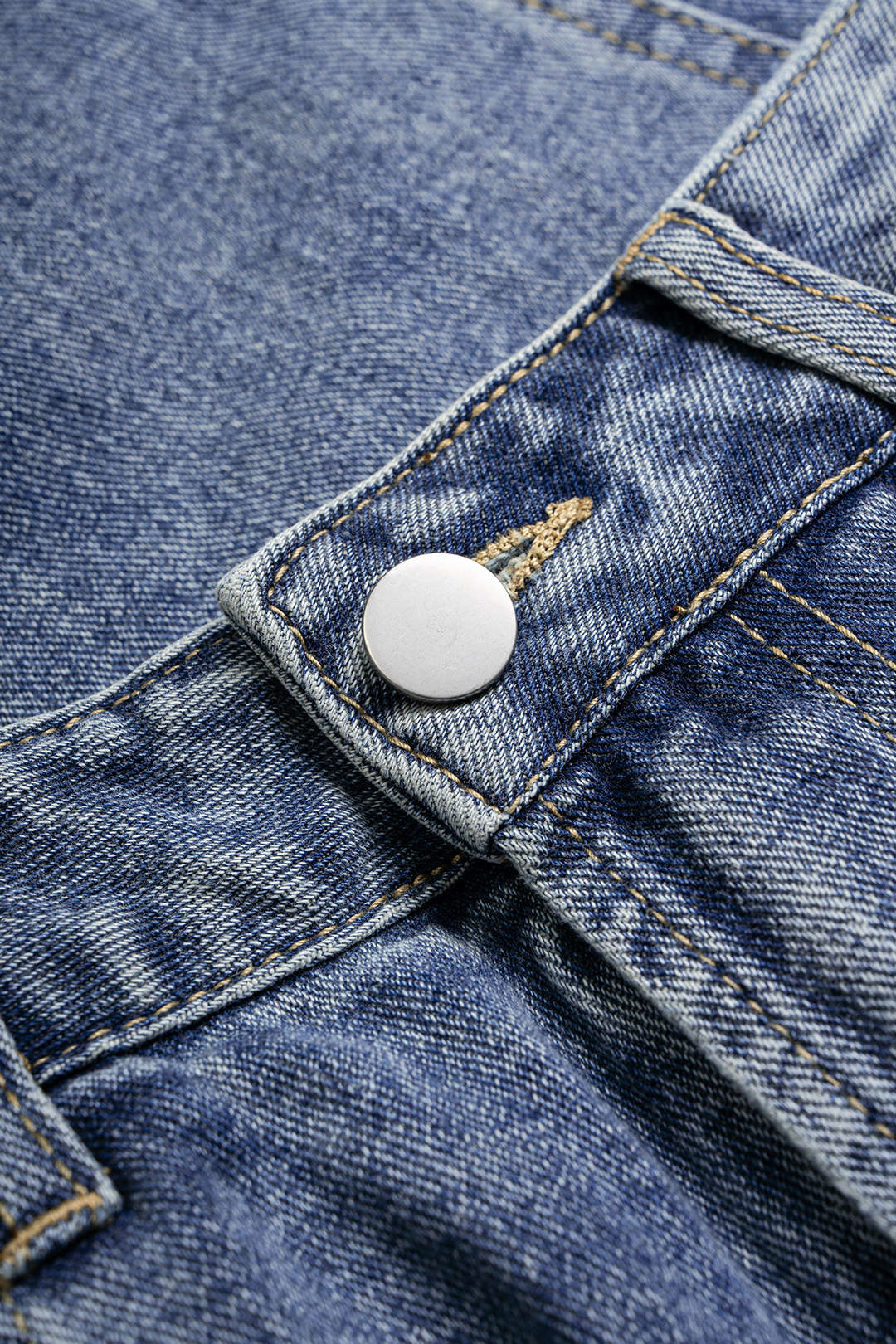 Jeans mit hoher Taille und weitem Bein