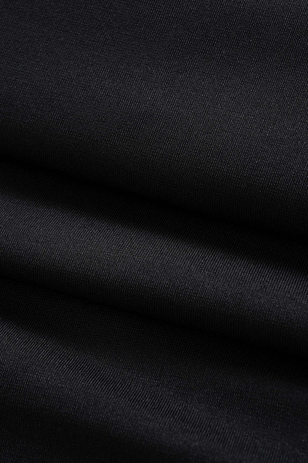 Robe midi sans manches avec fermeture éclair et œillets métalliques