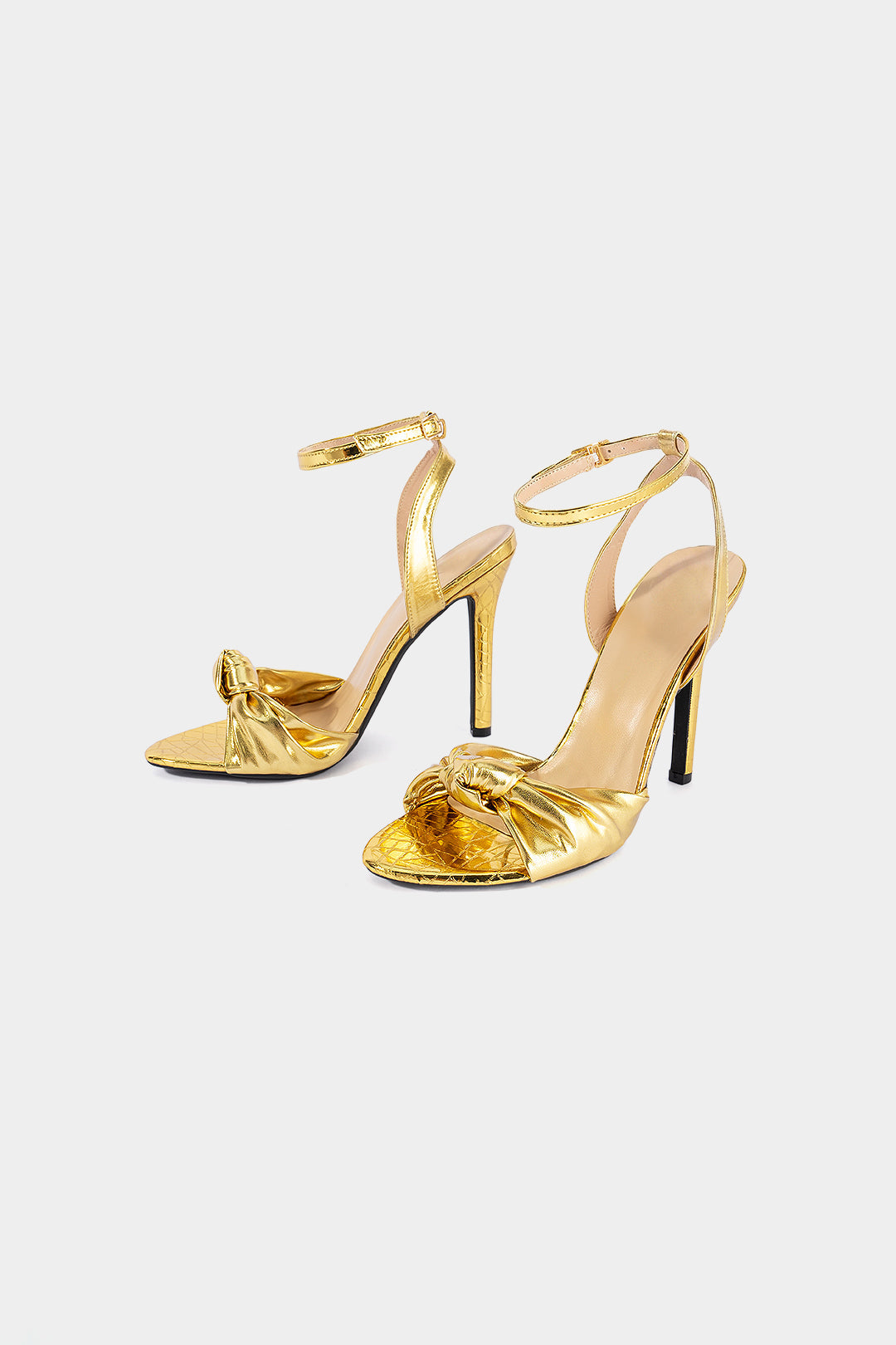 Knotted Round Toe Heels