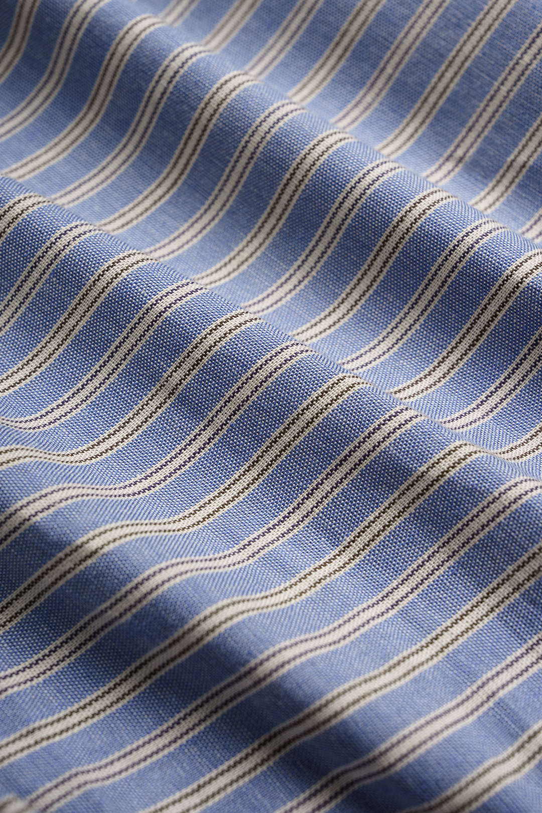 Haut asymétrique à ruché à une épaule et rayures