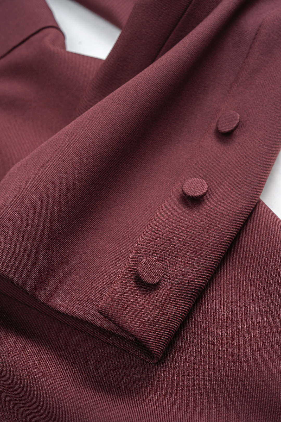 Mantel mit Revers, Knöpfen und Taschen