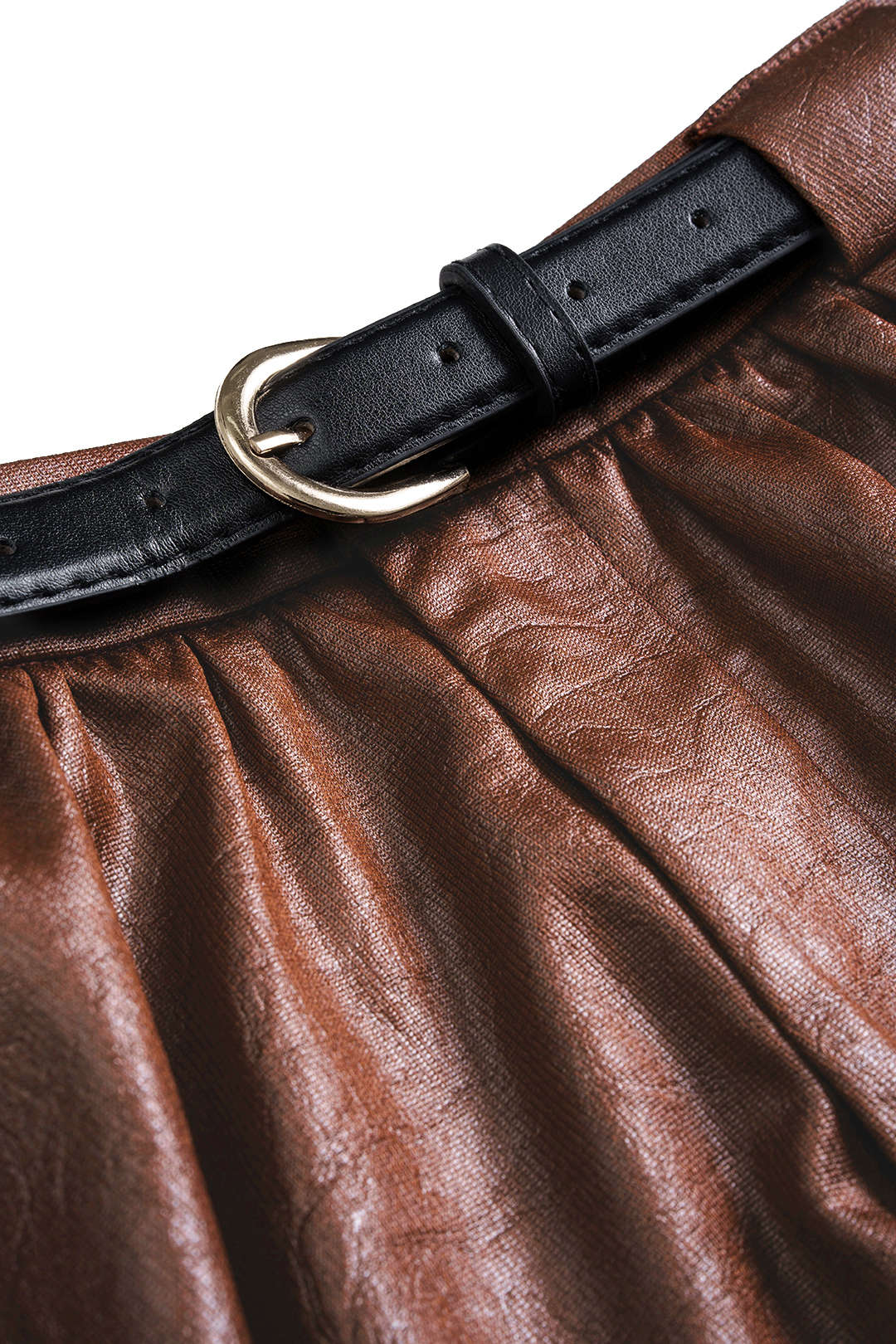 Gesmokte Shorts mit Gürtel