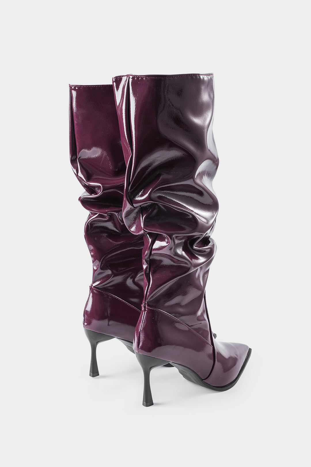 Bottes hautes en similicuir plissé à bout pointu