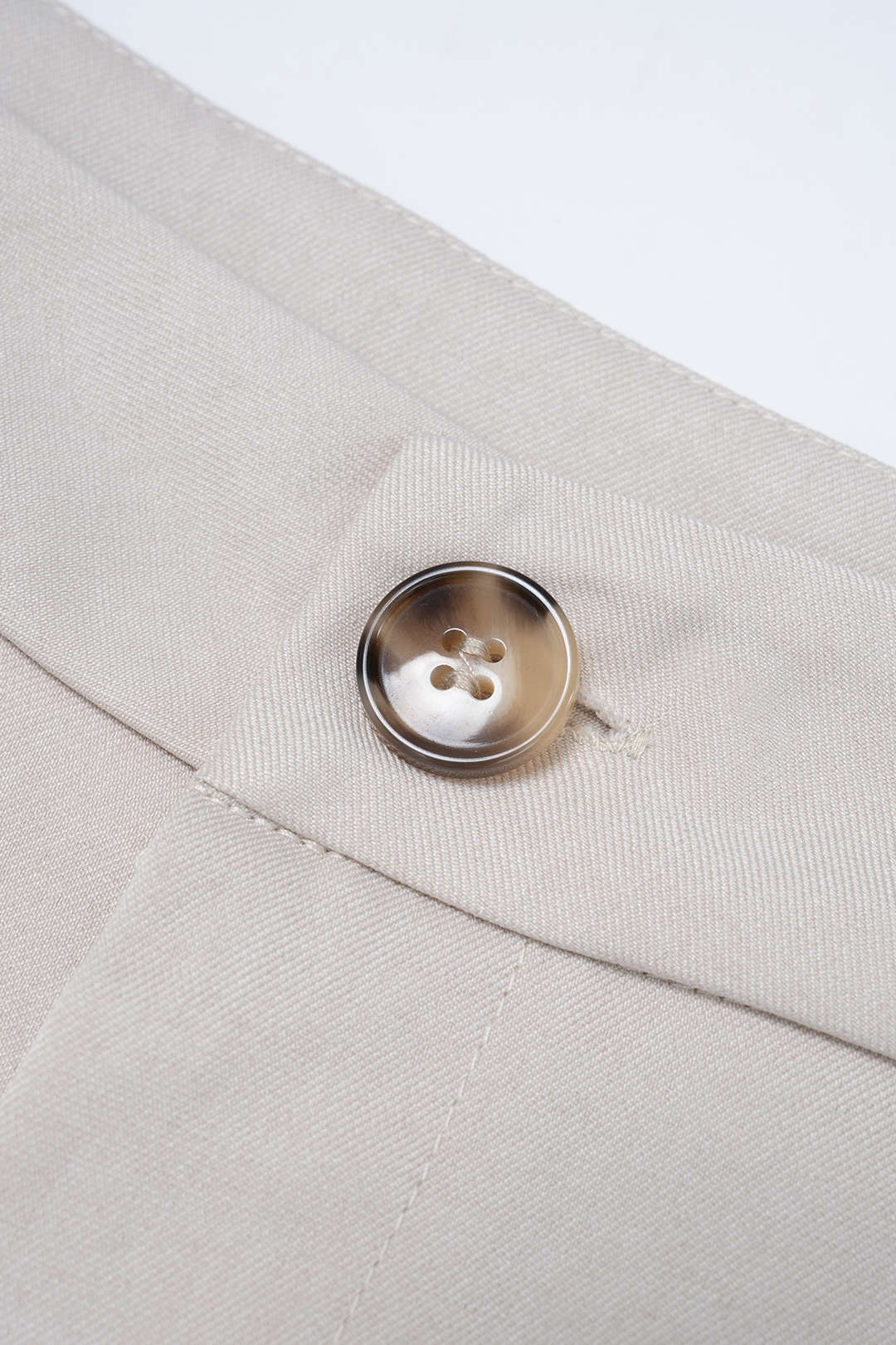 Ensemble chemise boutonnée à manches longues et short