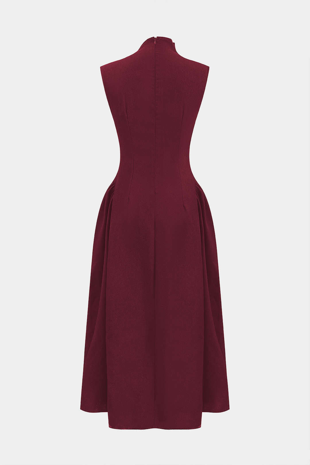 Robe longue sans manches à glissière et décorations métalliques