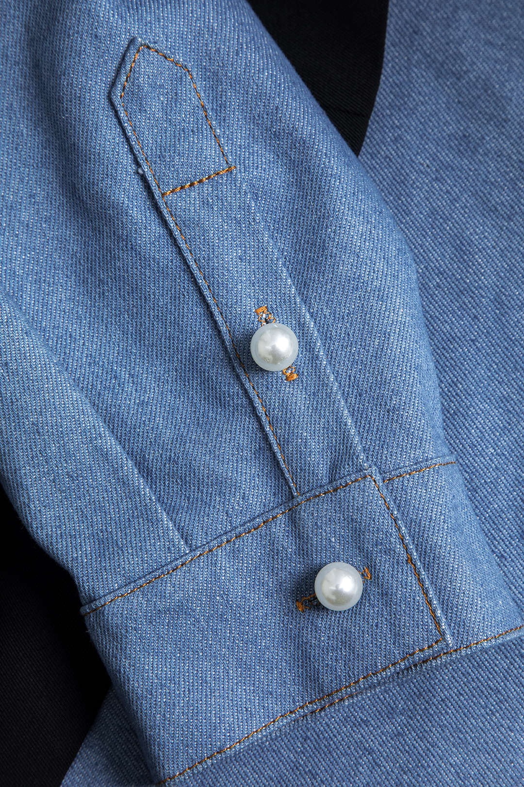 Blazer en jean à patchwork et revers crantés