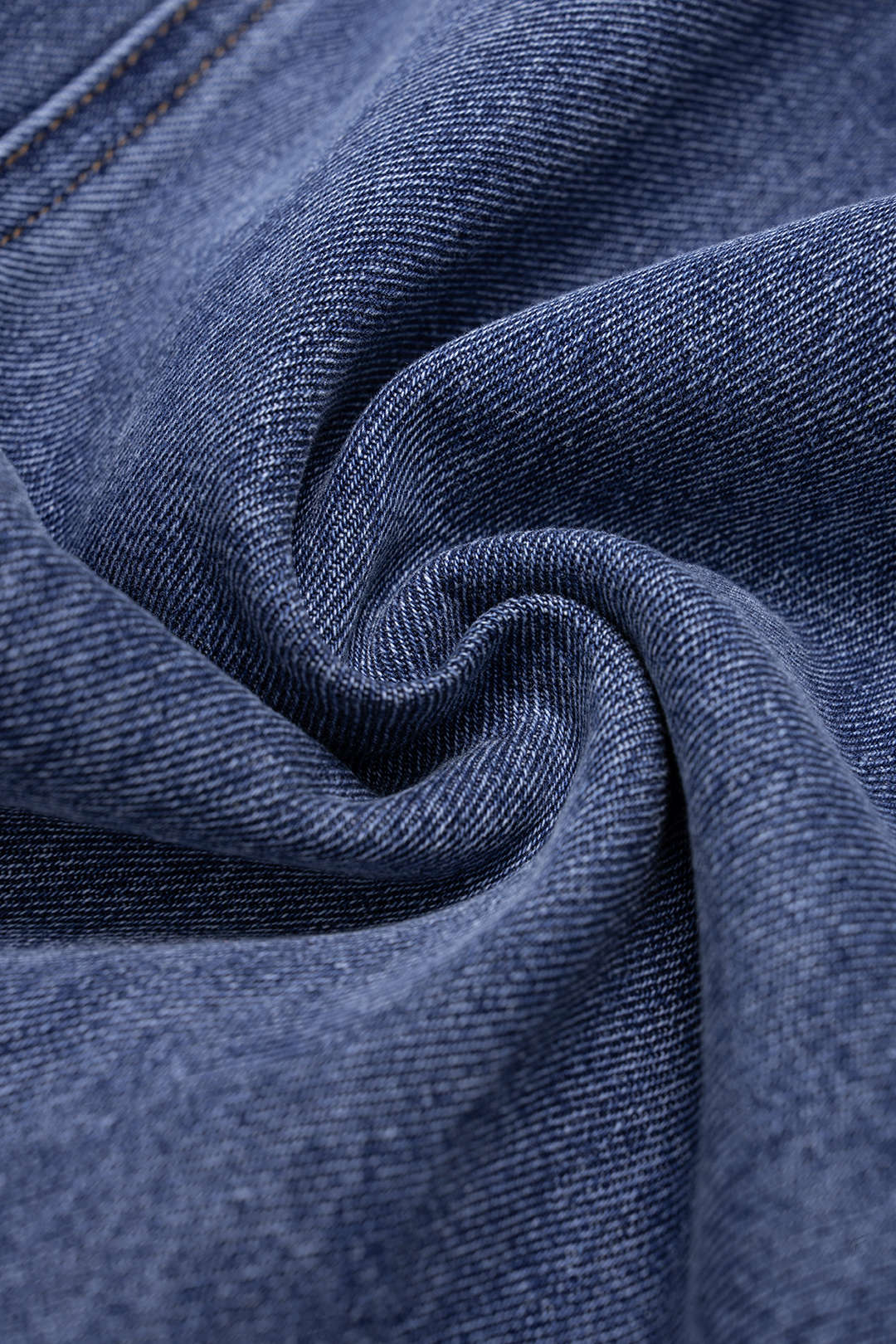 Jean taille haute en jean avec détails de couture