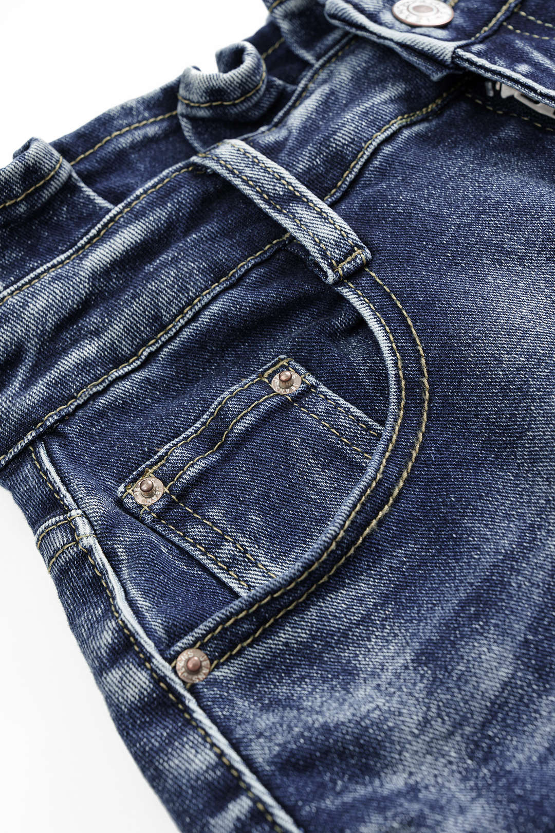 Asymmetrischer Franserock aus Denim mit Rüschen