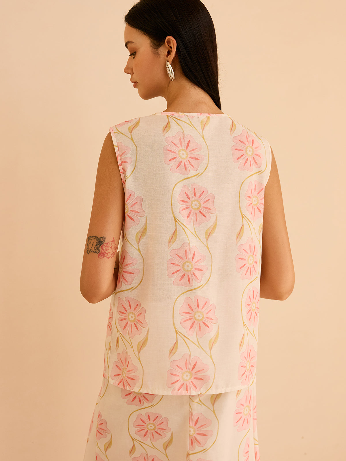 Floral Print Sleeveless Vest