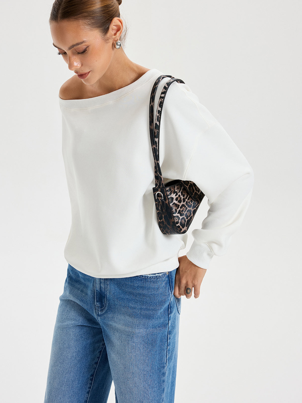 Off-Shoulder Oversized Sweatshirt
