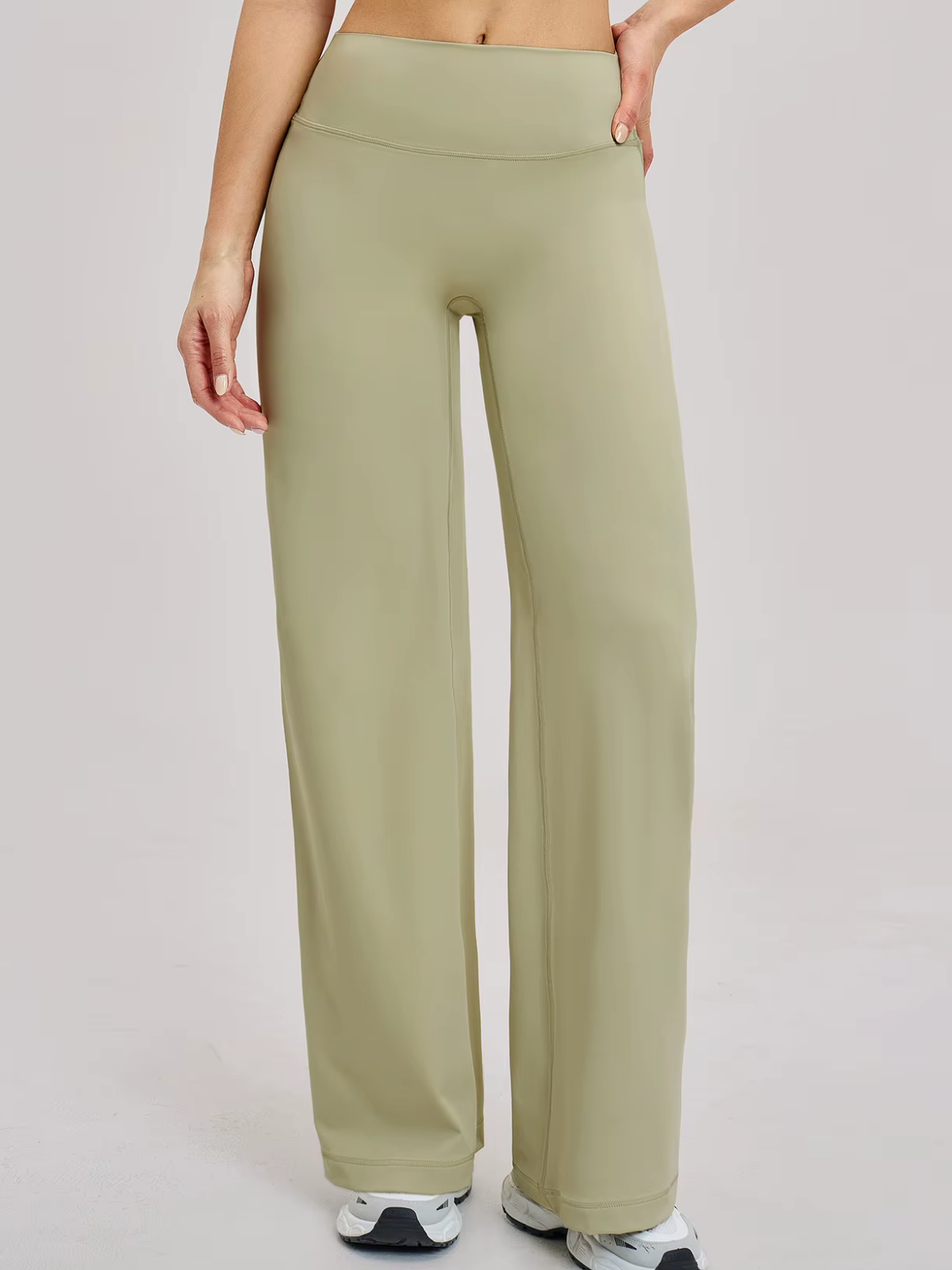 Low Rise Hose mit weitem Schlag