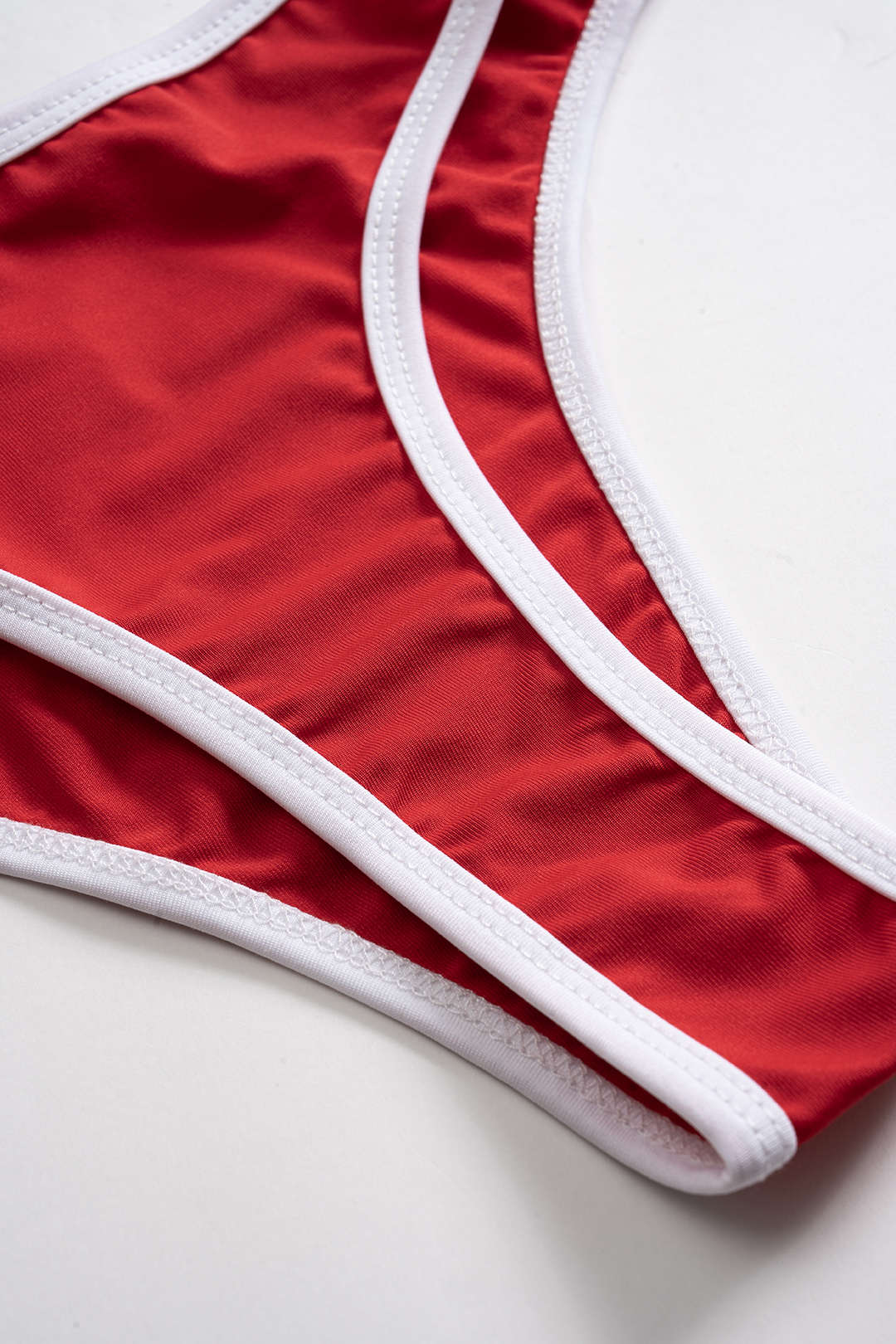 Bikini-Set mit Kontrastbesatz
