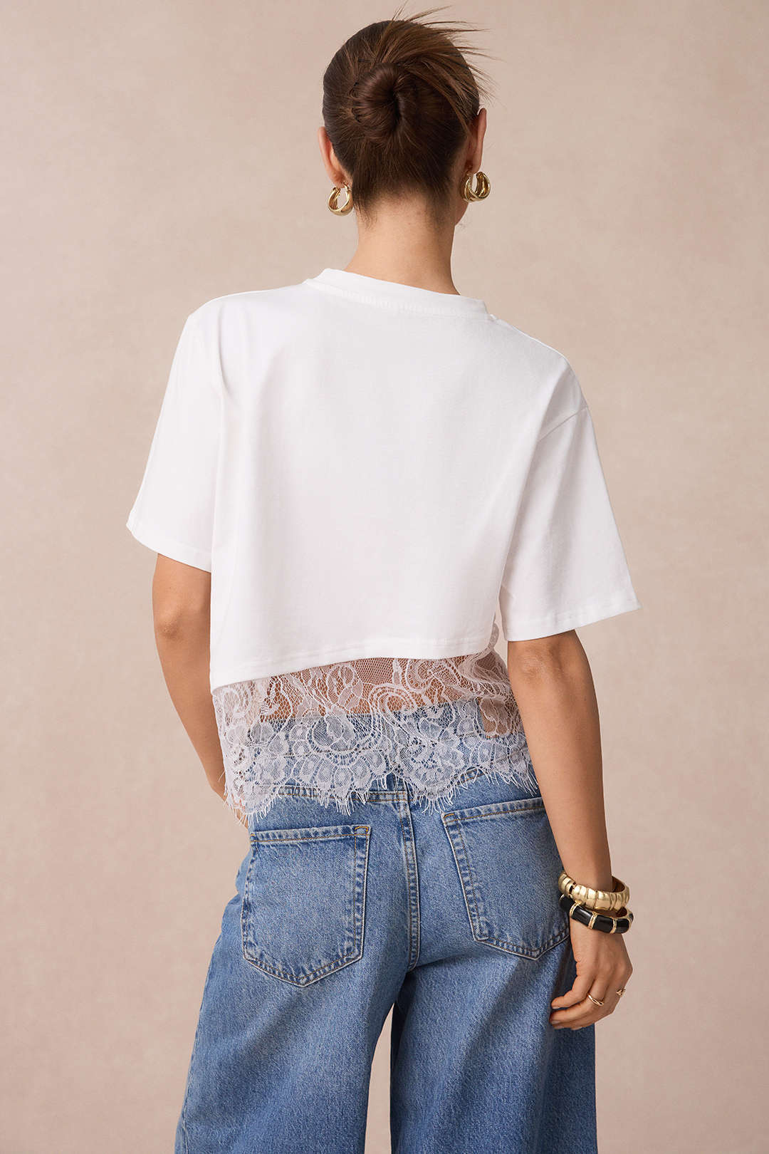 T-shirt en dentelle patchwork à col rond et manches courtes
