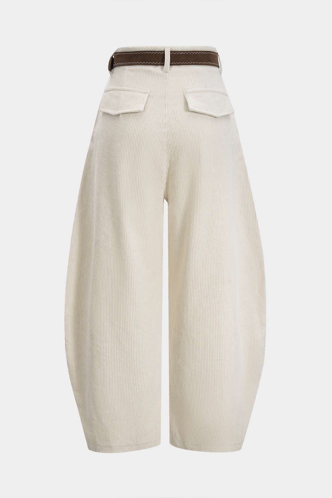 Cordhose mit Gürtel, geraffter hoher Taille und weitem Bein