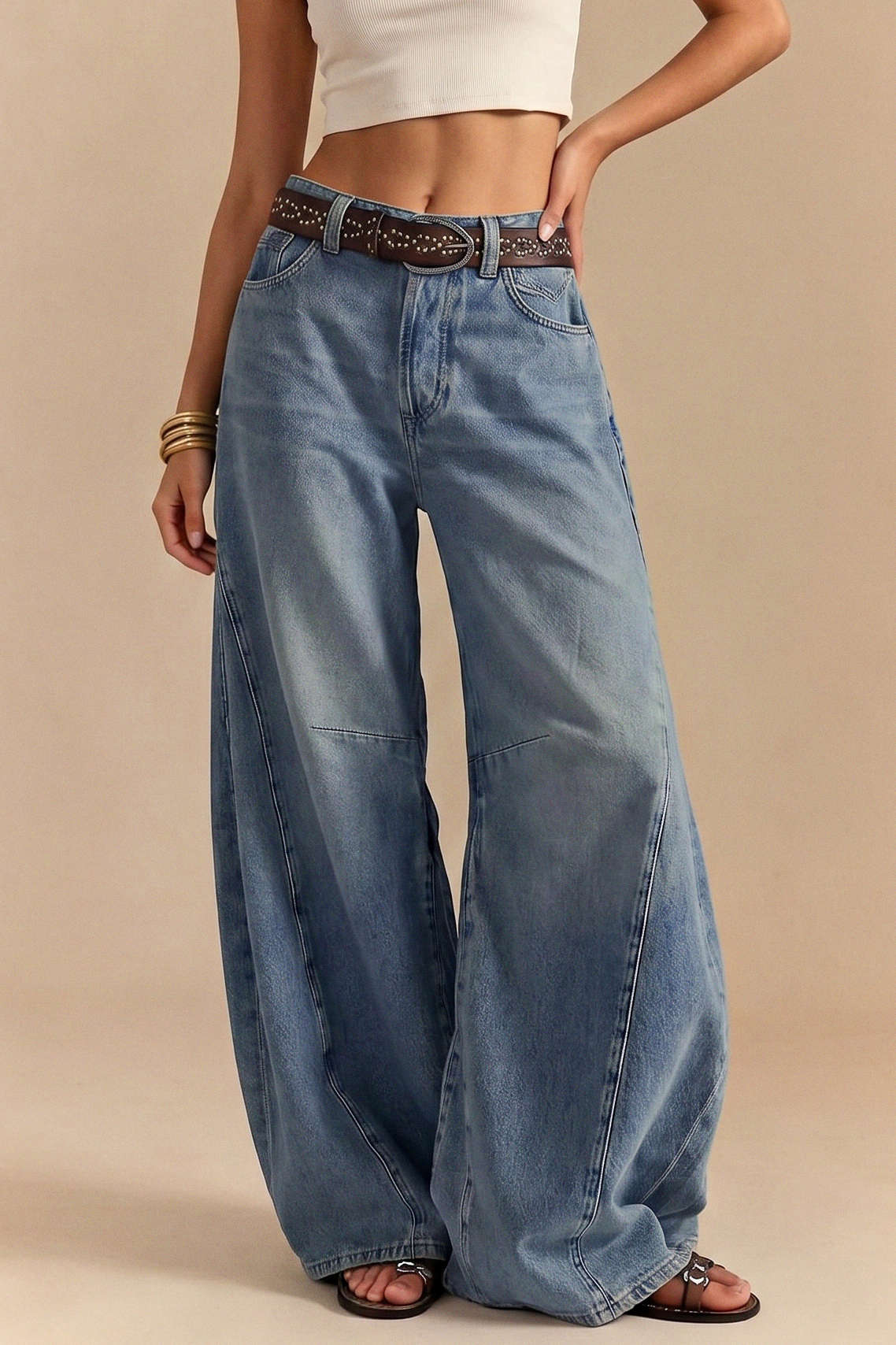 Jeans mit hoher Taille und weitem Bein
