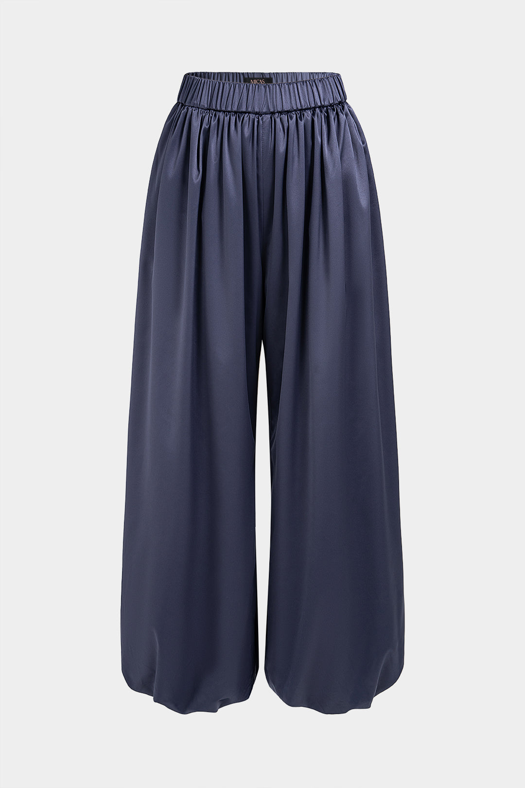 Feste geraffte Hose