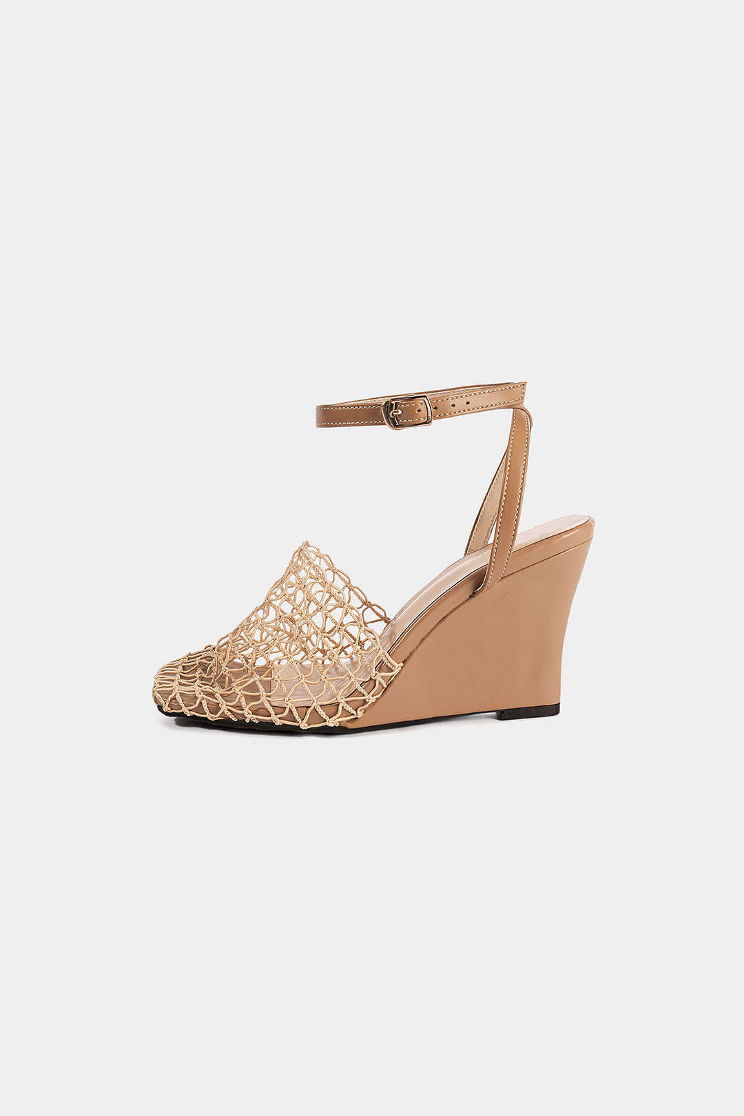 Sandalen mit Ausschnitten